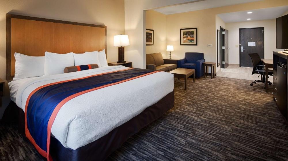 Best Western Plus Ardmore Inn & Suites Image 13