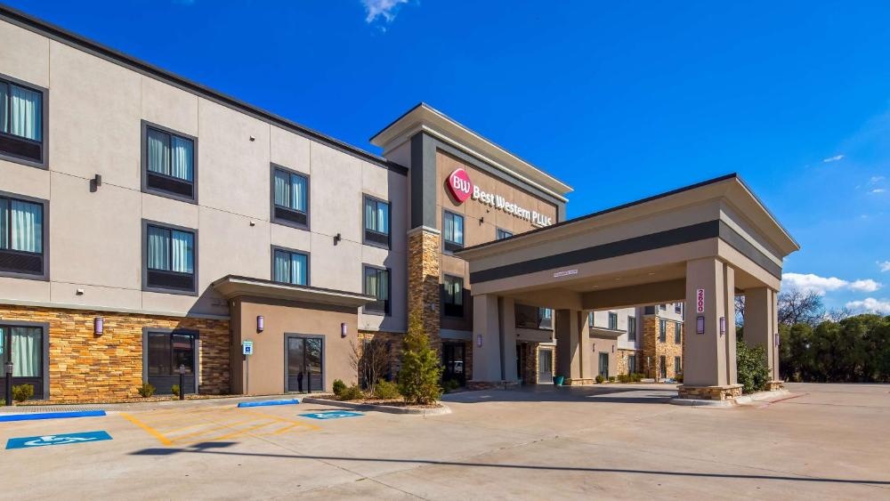 Best Western Plus Ardmore Inn & Suites Image 20