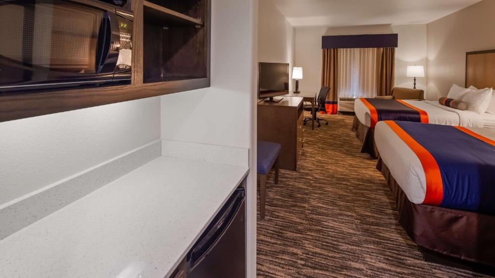 Best Western Plus Ardmore Inn & Suites Image 21