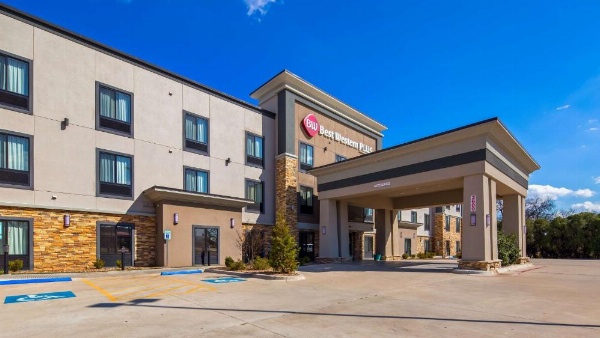 Best Western Plus Ardmore Inn & Suites image 20