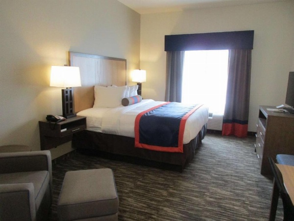 Best Western Plus Ardmore Inn & Suites image 8